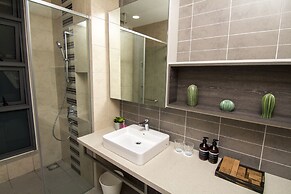 The Robertson by Homes Asian