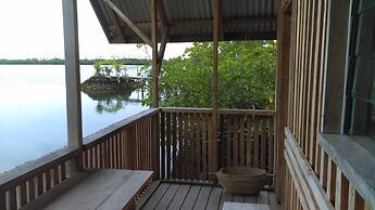 Serah's Lagoon Hideaway