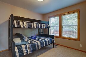 Huckleberry  3 Bedroom Home by RedAwning