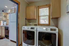 Huckleberry  3 Bedroom Home by RedAwning