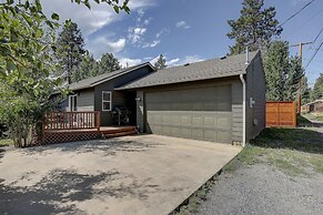 Huckleberry  3 Bedroom Home by RedAwning