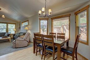 Huckleberry  3 Bedroom Home by RedAwning