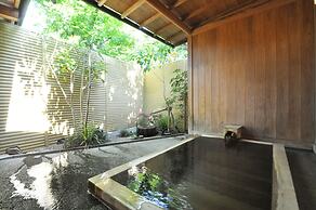 Higashi Ishikawa Ryokan