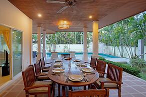 Tropical Thai Style 4BR Pool Villa Fanny