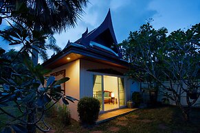 Tropical Thai Style 4BR Pool Villa Fanny