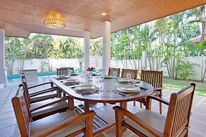 Tropical Thai Style 4BR Pool Villa Fanny
