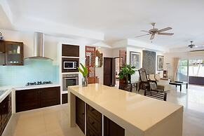 Tropical Thai Style 4BR Pool Villa Fanny