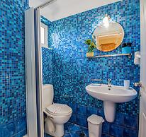 Gianthea Studios and Apt