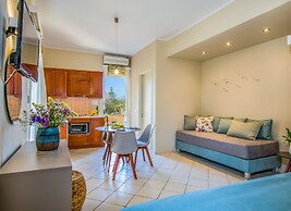 Gianthea Studios and Apt