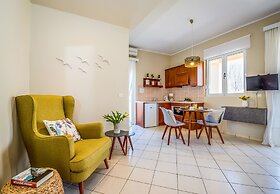 Gianthea Studios and Apt