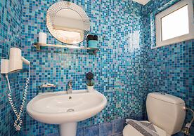 Gianthea Studios and Apt