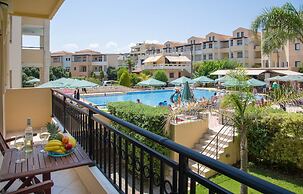 Gianthea Studios and Apt