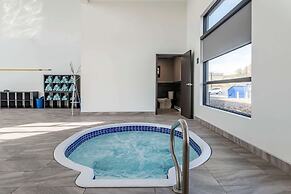 Quality Hotel & Conference Centre