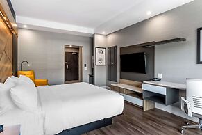 Quality Hotel & Conference Centre