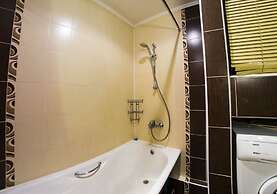 Apartment on Dekabristov 116