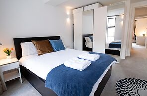 The New52 - A Modern 2 Bed Apartment Located in the Heart of Oxford Ci