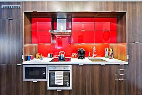 Deluxe Executive Suites