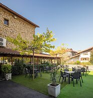 Hostal Izar-Ondo