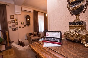 Lia's Guest House