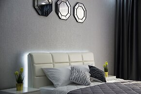 Apartment Luxe on Maslennikova 58