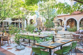 The Windhoek Luxury Suites