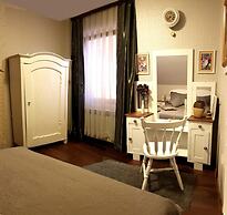 Villa Lucia Apartments & Rooms