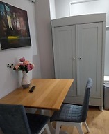 Villa Lucia Apartments & Rooms