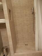 Villa Lucia Apartments & Rooms