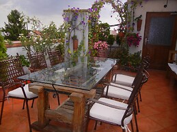 Villa Lucia Apartments & Rooms