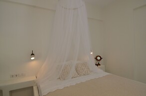 Nufaro Traditional Studios