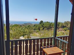 Albatross Dağ Evleri Butik Otel