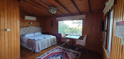 Albatross Dağ Evleri Butik Otel