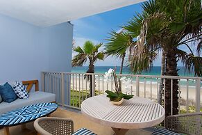 Conrad Punta de Mita