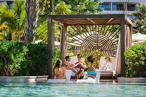 Conrad Punta de Mita