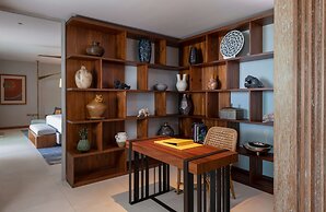 Conrad Punta de Mita