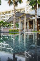 Conrad Punta de Mita