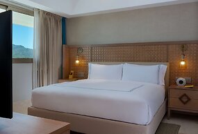 Conrad Punta de Mita