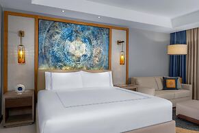 Conrad Punta de Mita