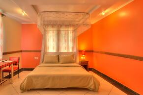 Red Buffalo House Hotel