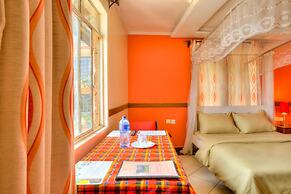 Red Buffalo House Hotel