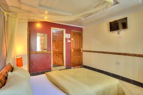 Red Buffalo House Hotel