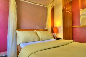 Red Buffalo House Hotel