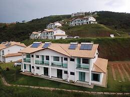 Casa no Mirante de Escarpas