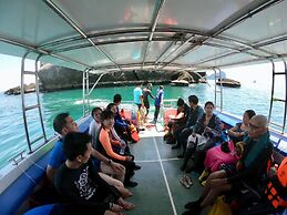 Blue Lagoon Home Trang