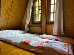 Blue Lagoon Home Trang