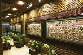 Sel Nibash Hotel & Serviced Apartments