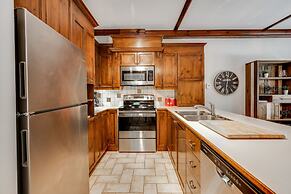 Le Manoir 2.2 by KASANIA