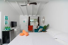 BelleVue Oasis-Palm Springs - Adults Only