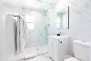 BelleVue Oasis-Palm Springs - Adults Only