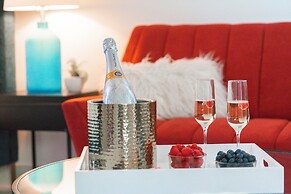 BelleVue Oasis-Palm Springs - Adults Only